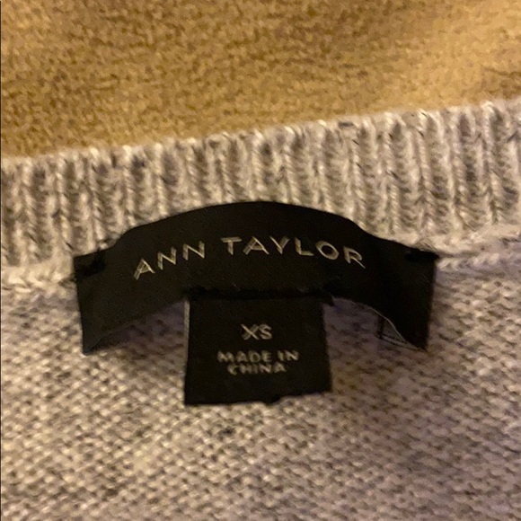 Fitted sweater that hugs your curves - Picture 5 of 6